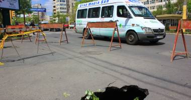 EXCLUSIV / VIDEO INCREDIBIL! SE SURPĂ ASFALTUL în BURICUL CONSTANȚEI - UPDATE - 4