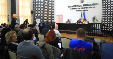 Scandal pe tema câinilor fără stăpân din Constanța. "Vă dăm în judecată!" - 8