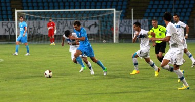 GALERIE FOTO. Fotbal / S-au marcat patru goluri în meciul Săgeata - Viitorul - 3
