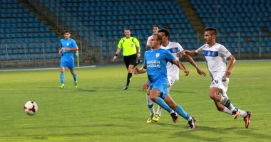 GALERIE FOTO. Fotbal / S-au marcat patru goluri în meciul Săgeata - Viitorul - 2