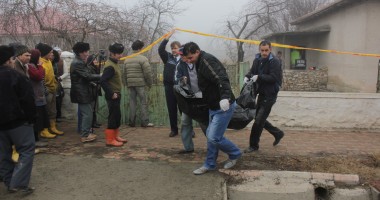 IMAGINILE DISPERĂRII:  și-au pierdut cele trei fetițe în flăcări / VIDEO - 9