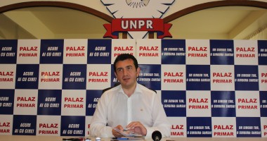 Stire din Politică-Administrație : "Tandemul Mazăre-Constantinescu îmi copiază programul"