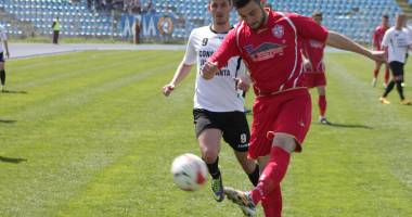 Fotbal / FC Farul a pierdut pe teren propriu cu FCM Dorohoi, scor 1-3 / GALERIE FOTO - 2