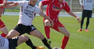 Fotbal / FC Farul a pierdut pe teren propriu cu FCM Dorohoi, scor 1-3 / GALERIE FOTO - 3