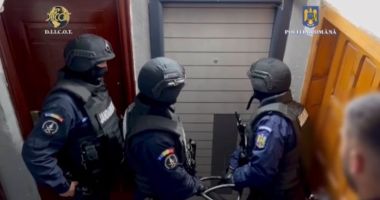 Stire din Eveniment : Percheziţii la reţea de traficanţi de droguri care introducea stupefiante în penitenciare