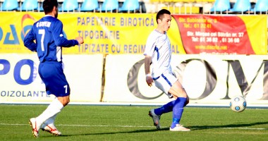 Fotbal / FC Farul învinge CS Otopeni pe final de meci / Galerie foto - 3