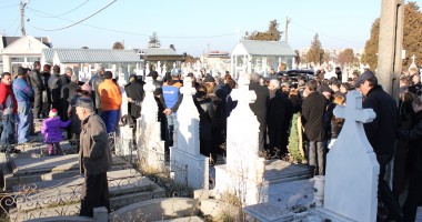 Imagini de la înmormântarea lui George Parteca / Galerie foto - 7