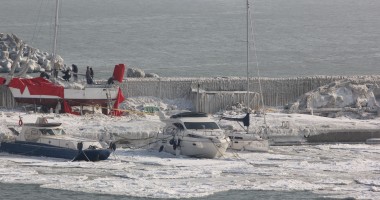 IMAGINI INEDITE / Peisaj polar la Marea Neagră - 4