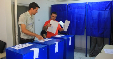 Stire din Politică-Administrație : Alegeri Constanța. Constănțenii nu se grăbesc să iasă la vot