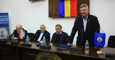 Stire din Sport : Galerie foto. Academia "Gheorghe Hagi" și Universitatea "Ovidius", parteneriat în premieră