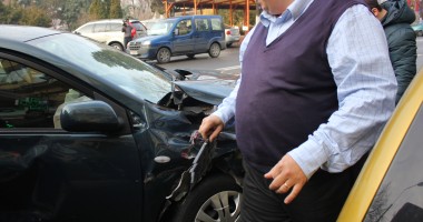 Vezi imagini de la accidentul de astăzi de la Prefectură (GALERIE FOTO) - 8