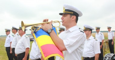 LACRIMI PENTRU 12 SUFLETE. TREI ANI de la TRAGEDIA AVIATICĂ DE LA TUZLA / GALERIE FOTO - 10