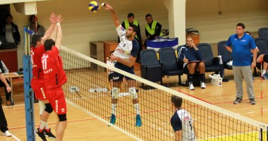 Stire din Sport : Galerie FOTO. CVM Tomis s-a impus în fața echipei Arcada Galați