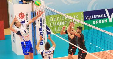 Stire din Sport : Galerie foto. CVM pierde înfruntarea cu Dragons Lugano. Iată scorul