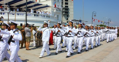 Galerie FOTO. Spectacol de excepție de Ziua Marinei Române - 10