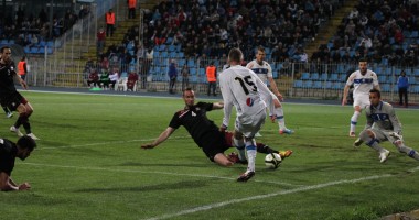 Fotbal / Rapidul a învins Viitorul în inferioritate numerică / Galerie foto - 3