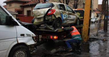 Galerie foto / ACCIDENT RUTIER GRAV în zona Spitalului Județean. 19 VICTIME - 7