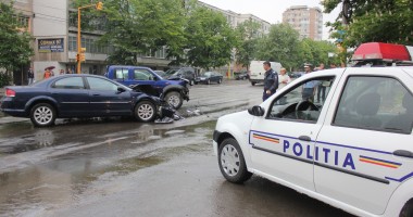 GALERIE FOTO. Accident rutier la intersecția bulevardelor Ferdinand cu Al.Lăpușneanu - 5