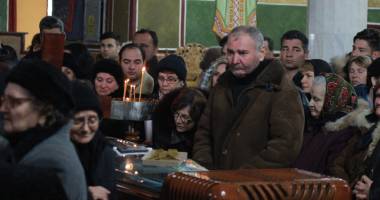Galerie FOTO. Durere fără margini la înmormântarea asistentei SMURD - 4