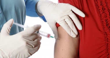 Stire din Sănătate : Medicii obstetricieni și ginecologi sprijină campania de vaccinare HPV