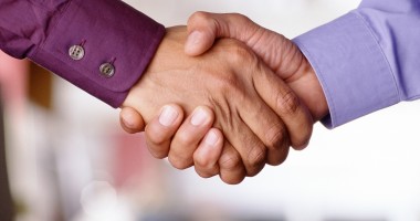 Stire din Economie : EximBank finanțează Alro Slatina cu aproape 50 de milioane de euro