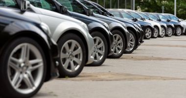 Stire din Economie : În 2021 au fost cumpărate mai puţine maşini