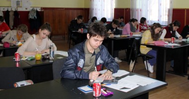 Stire din Cultură-Educație : În atenția elevilor constănțeni de-a VIII-a