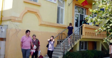 Stire din Cultură-Educație : În atenția profesorilor constănțeni  rămași fără catedre
