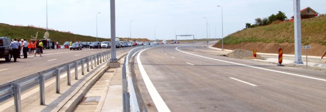 Stire din Politică-Administrație : Tronsonul Cernavodă-Medgidia al Autostrăzii Soarelui, inaugurat joia viitoare