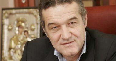 Stire din Eveniment : Încă o cerere pentru grațierea lui Becali