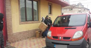 Cine mai face bișniță cu țigări în Constanța? Poliția s-a pus cu parul pe bișnițari - 4