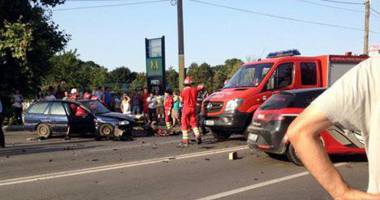 Încarcerat între fiarele mașinii - 2