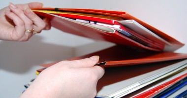 Stire din Economie : Încă trei zile pentru firmele  care vor să obțină finanțare de la stat