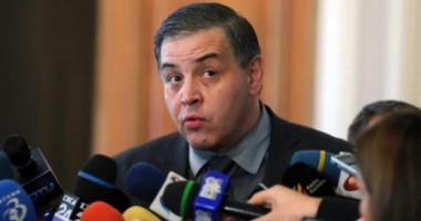 Stire din Politică-Administrație : Vlad Moisescu va demisiona din funcția de vicepreședinte PNL