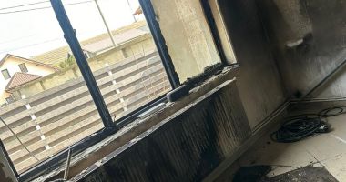 Stire din Social : Galerie FOTO / Sprijin pentru Iulia! Casa i-a ars într-un incendiu și are nevoie de noi