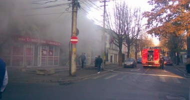 Stire din Eveniment : Incendiu la o casă din Mangalia