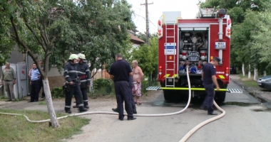 UPDATE. Incendiu la o casă din Lumina