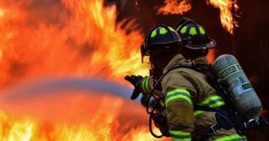 Stire din Eveniment : Incendiu la bucătăria unui restaurant din Constanţa! Salvatorii sunt pe drum