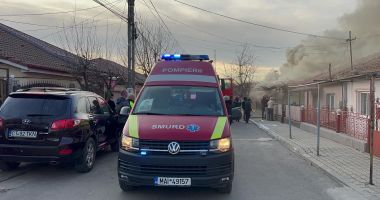GALERIE FOTO UPDATE Incendiu de la Medgidia a fost stins. O singură persoană cu atac de panică - 2