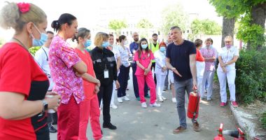Angajații Spitalului Clinic de Boli Infecțioase Constanța au fost instruiți cum să intervină în cazul unui incendiu - 2
