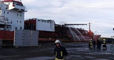 Incendiul de pe nava cu GPL lovită de ruși a fost stins