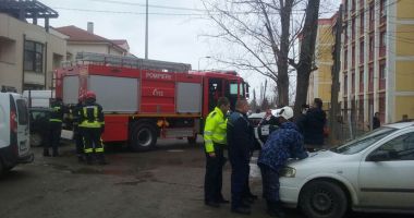 Incendiu la un cămin militar.  Zeci de persoane, evacuate - 2