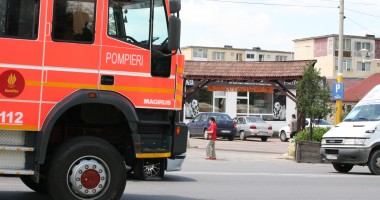 Stire din Eveniment : Incendiu pe strada Soveja