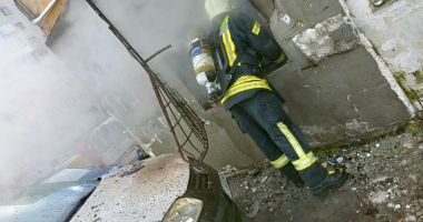 VIDEO: Tragedie de Crăciun. Incendiu la un bloc părăsit din Constanța - 2