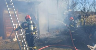 Stire din Eveniment : Incendiu la o locuință de pe strada Popa Farcaș, din Constanța