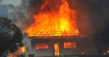 Casă distrusă de un incendiu, la Valu lui Traian