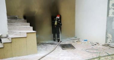 Stire din Eveniment : UPDATE / Alertă în Mamaia Nord. INCENDIU la un hotel!