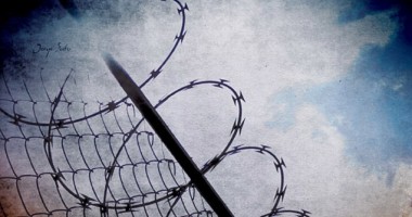 Stire din Actualitate : Incendiu în închisoare / Au murit arși de vii