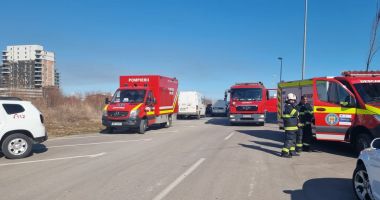 VIDEO: Incendiu în zona Summerland din Mamaia