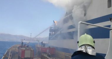 Incendiu pe o navă ro-ro, în Pireu